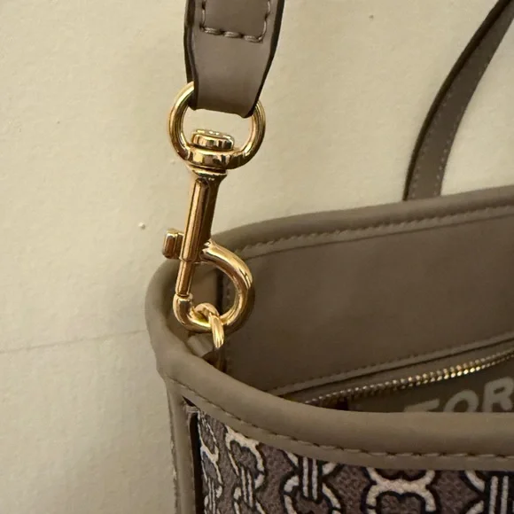 Tory Burch Tan and Black Tote Bag with Monogram Pattern - Picture 6 of 9